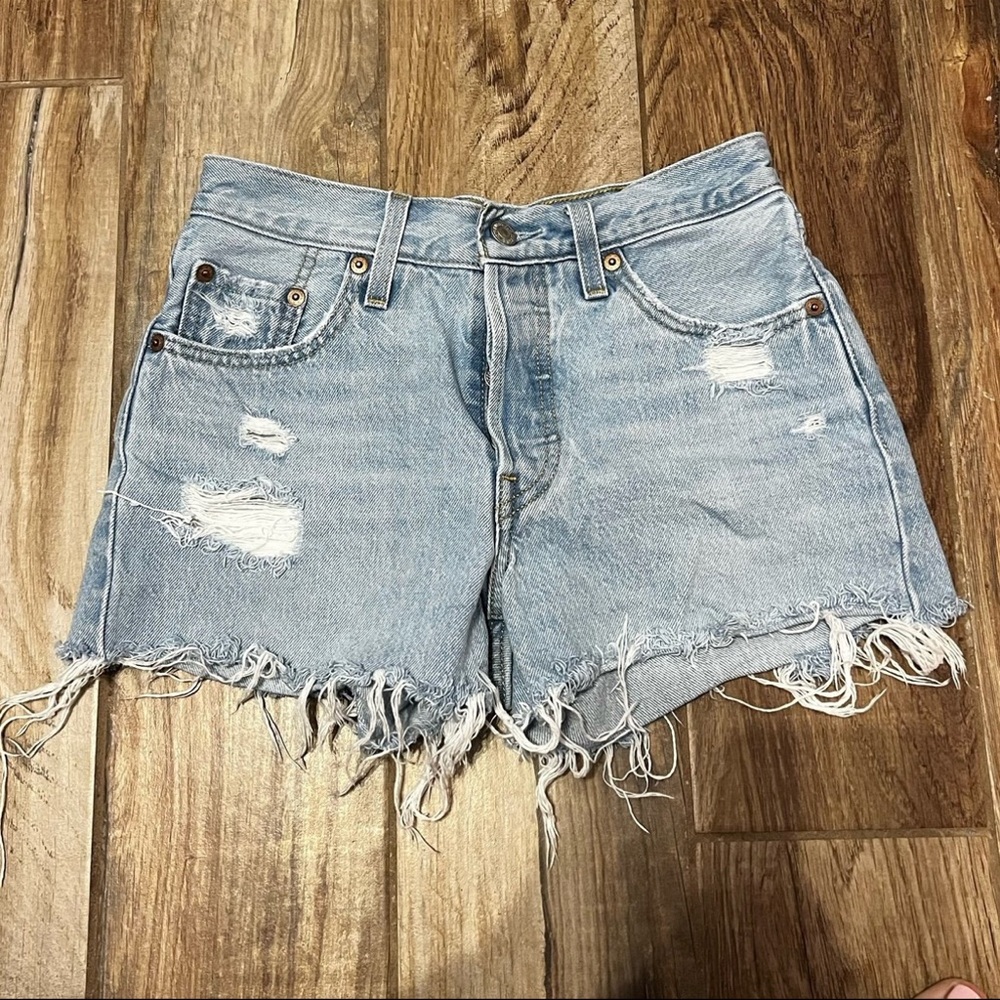 Levi’s 501 shorts